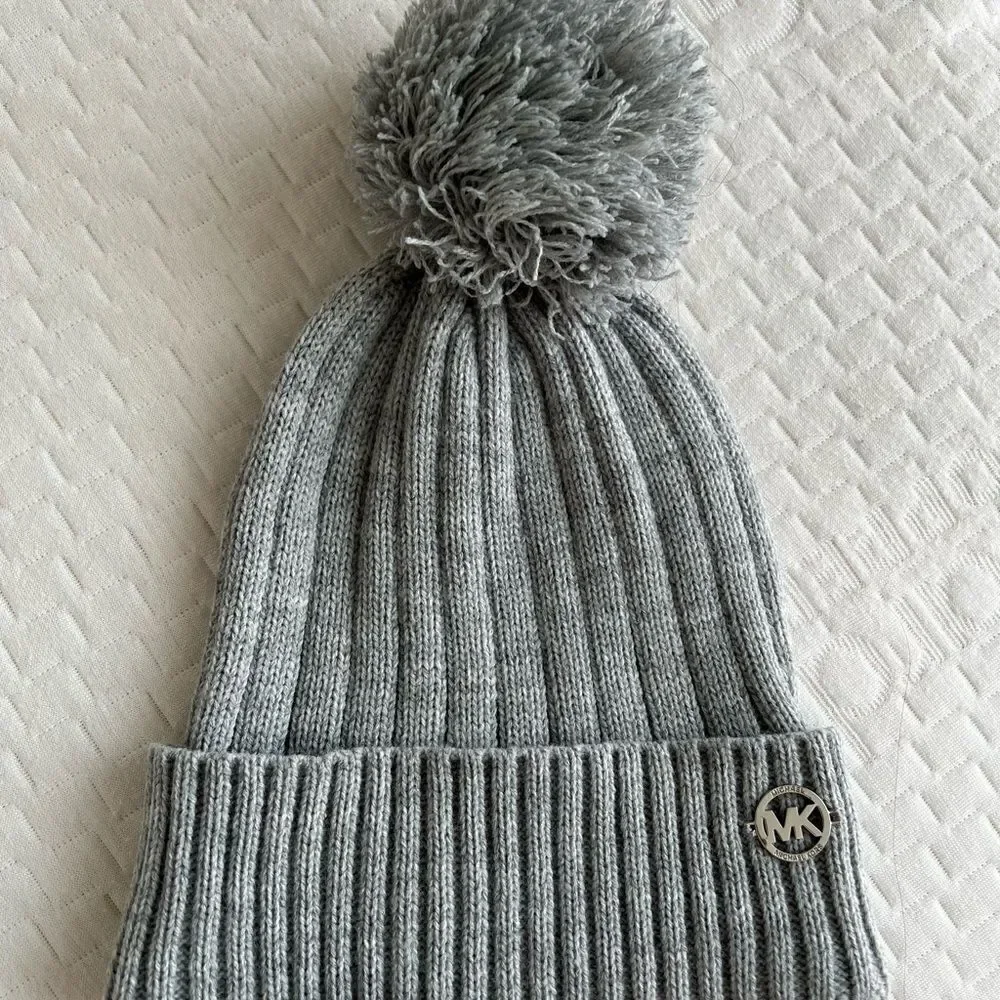 Michael Kors Women gray beanie hat